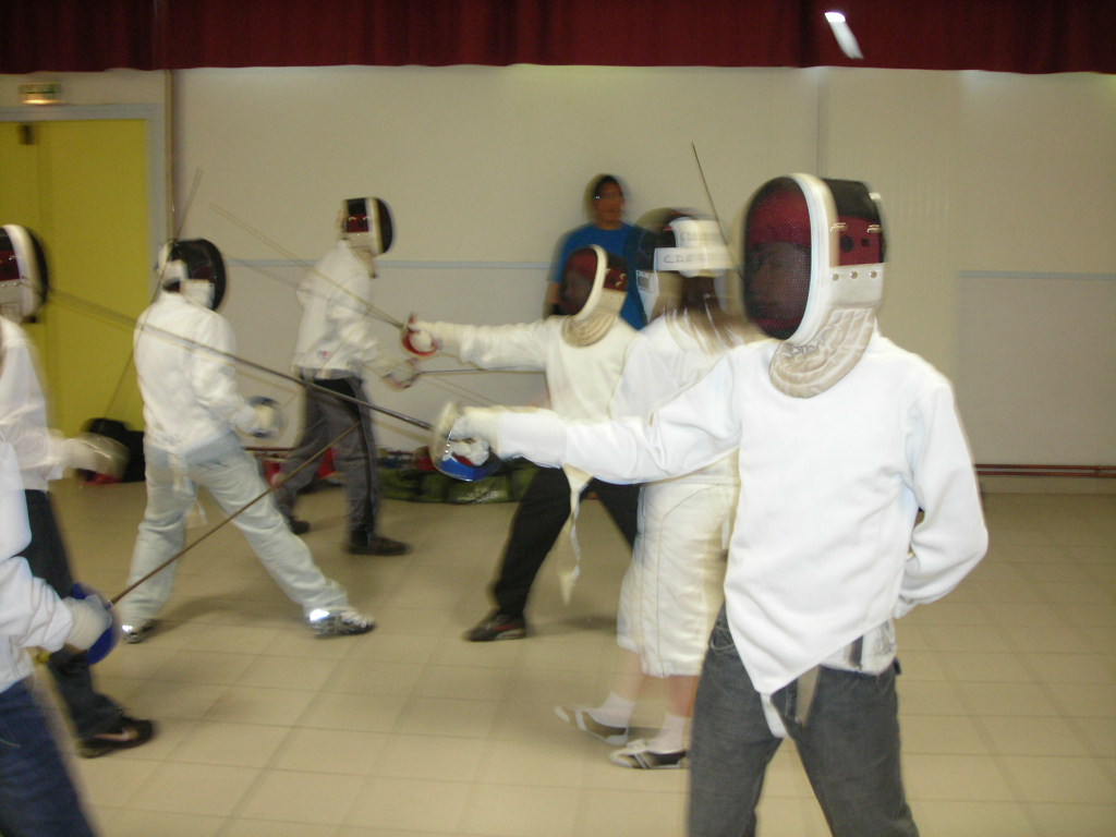 http://niec.chez-alice.fr/cjc/escrime.19.06.08/02.JPG